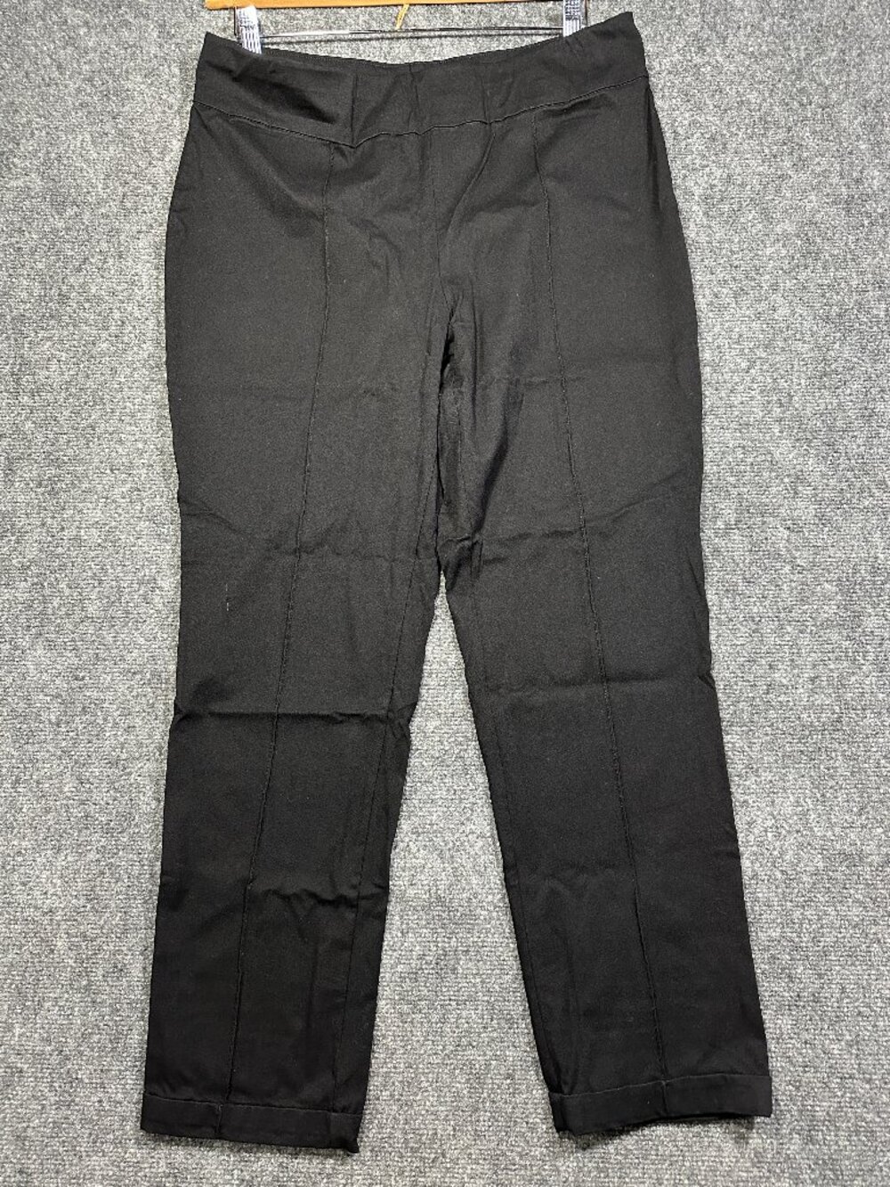 Chicos Travelers Pants Womens 12 Black Stretch Flat Front Straight Pull On